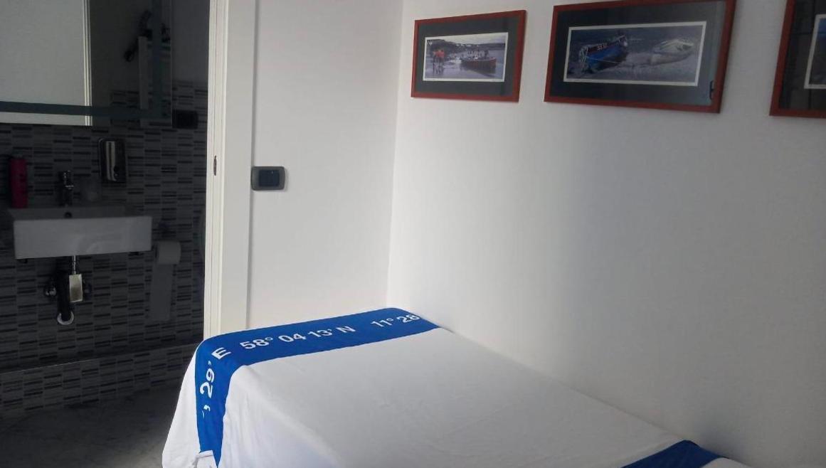 B&B Al Molo Genua Exteriör bild